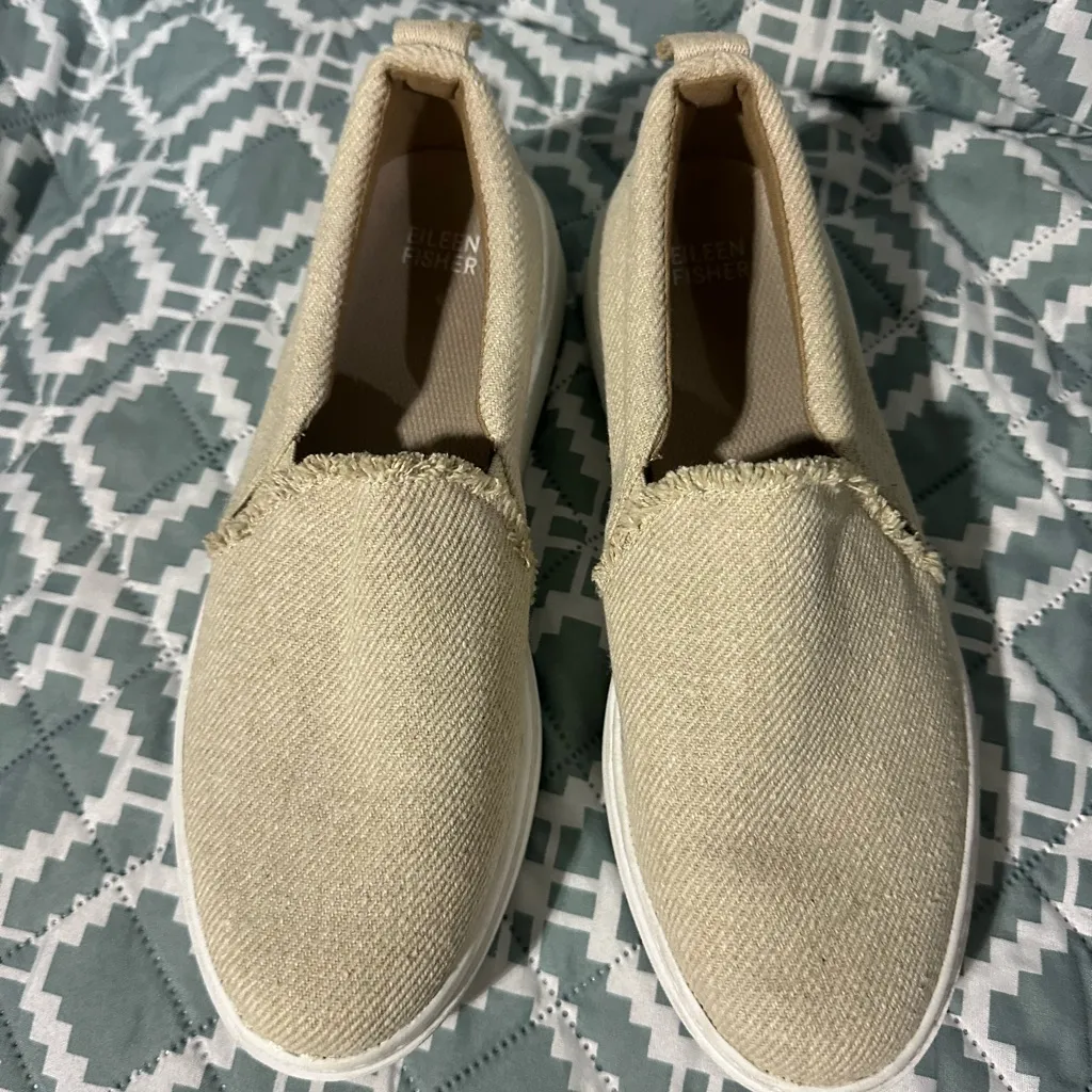 Eileen Fisher Cream Slip-On Shoes - Image 6