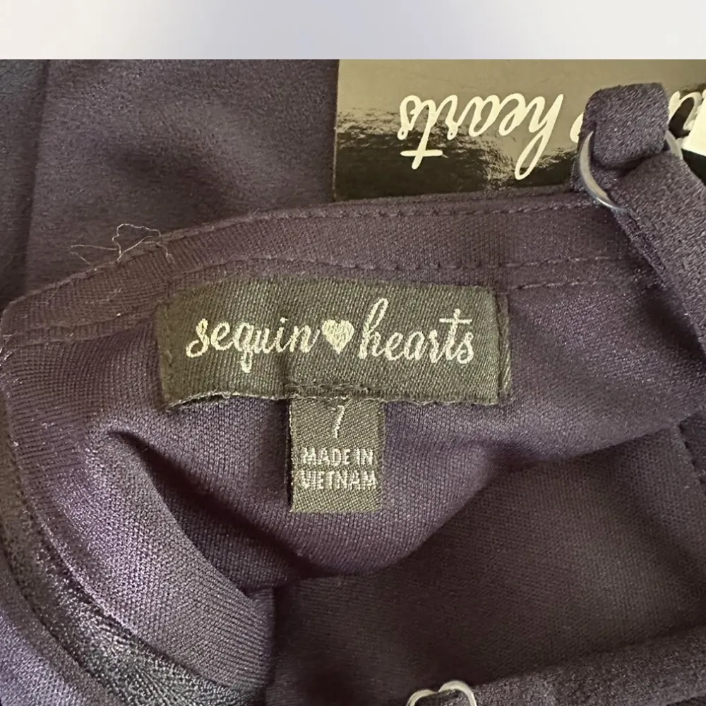 Elegant Navy Blue Dress - Image 3