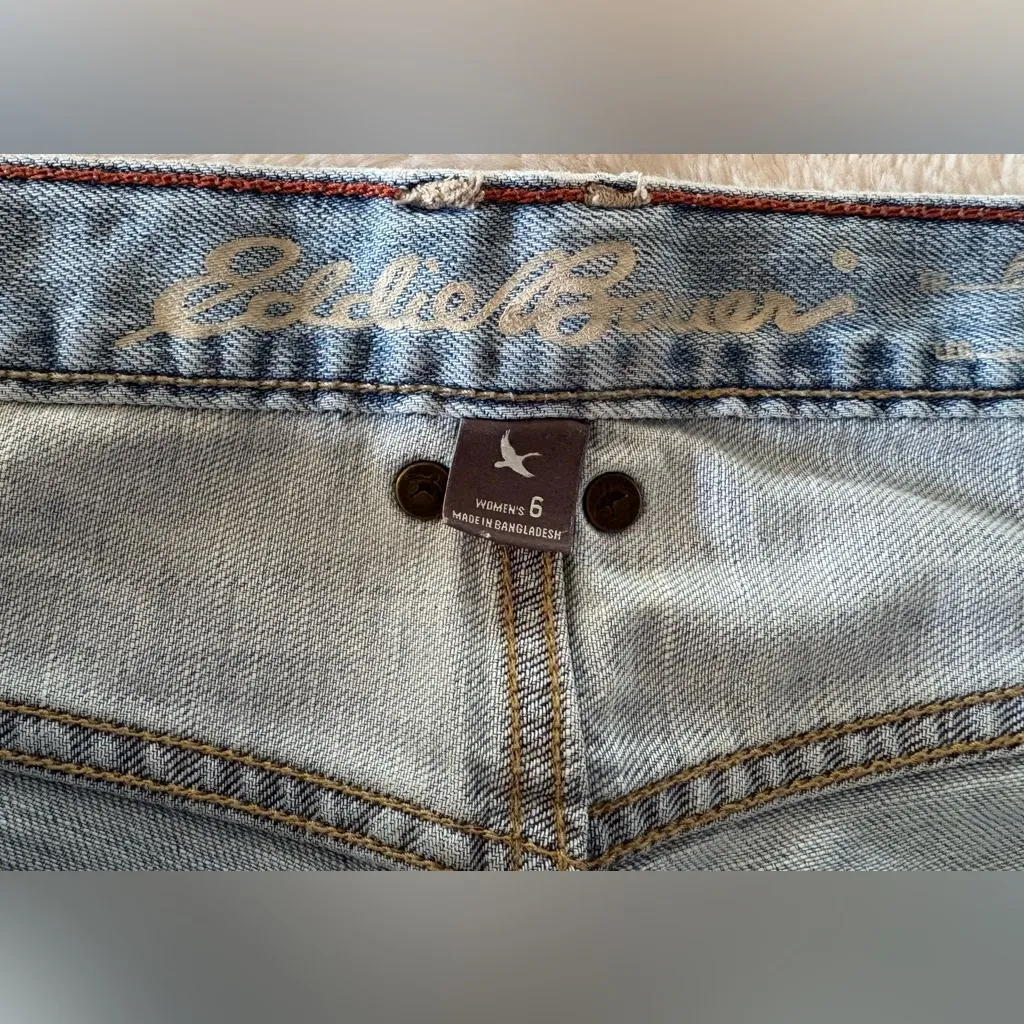 EDDIE BAUER Cropped Jeans - Image 3