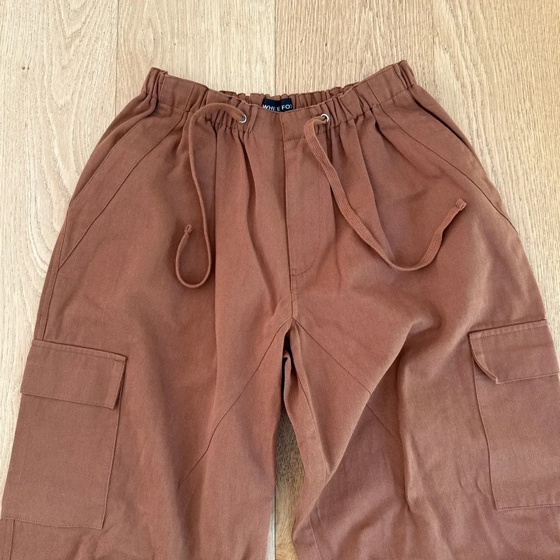 White Fox Parachute Cargo Pants Real Satisfaction Size XS Chocolate Brown - Image 2