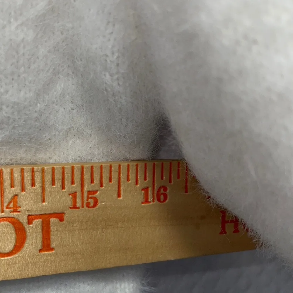 Gianni Bini GB fuzzy crop sweater ❤️‍🔥 - Image 9