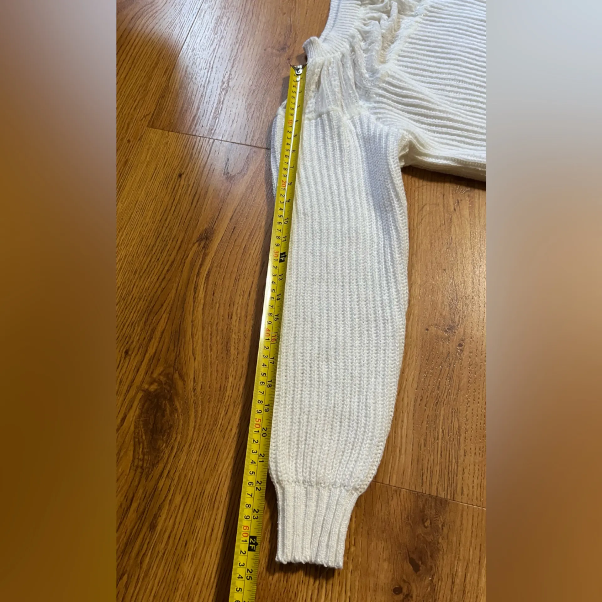 Zara Elegant Cream Women's Sweater - Image 8