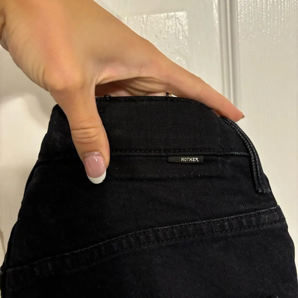 Mother The Dazzler Shift Jeans Black Size 26 - Image 4