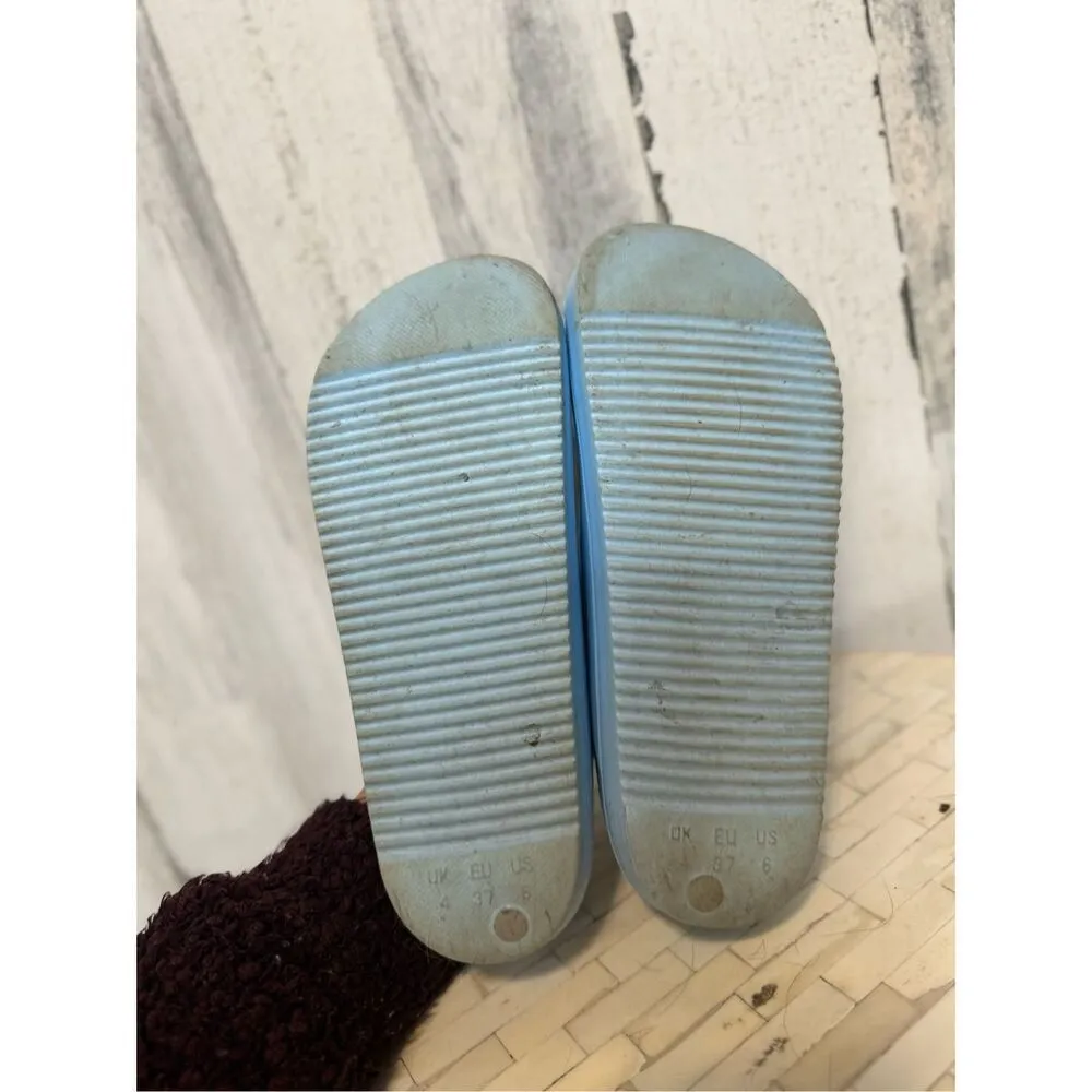 Disney Lilo & Stitch Double Strap Pool/Beach Slides Womens size 6 - Image 4