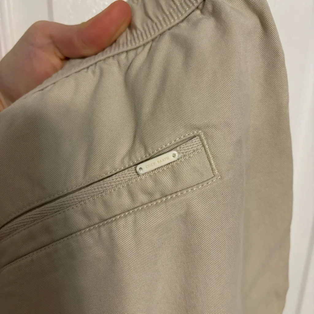 Cozy Earth Cream Jogger Pants Size M - Image 4