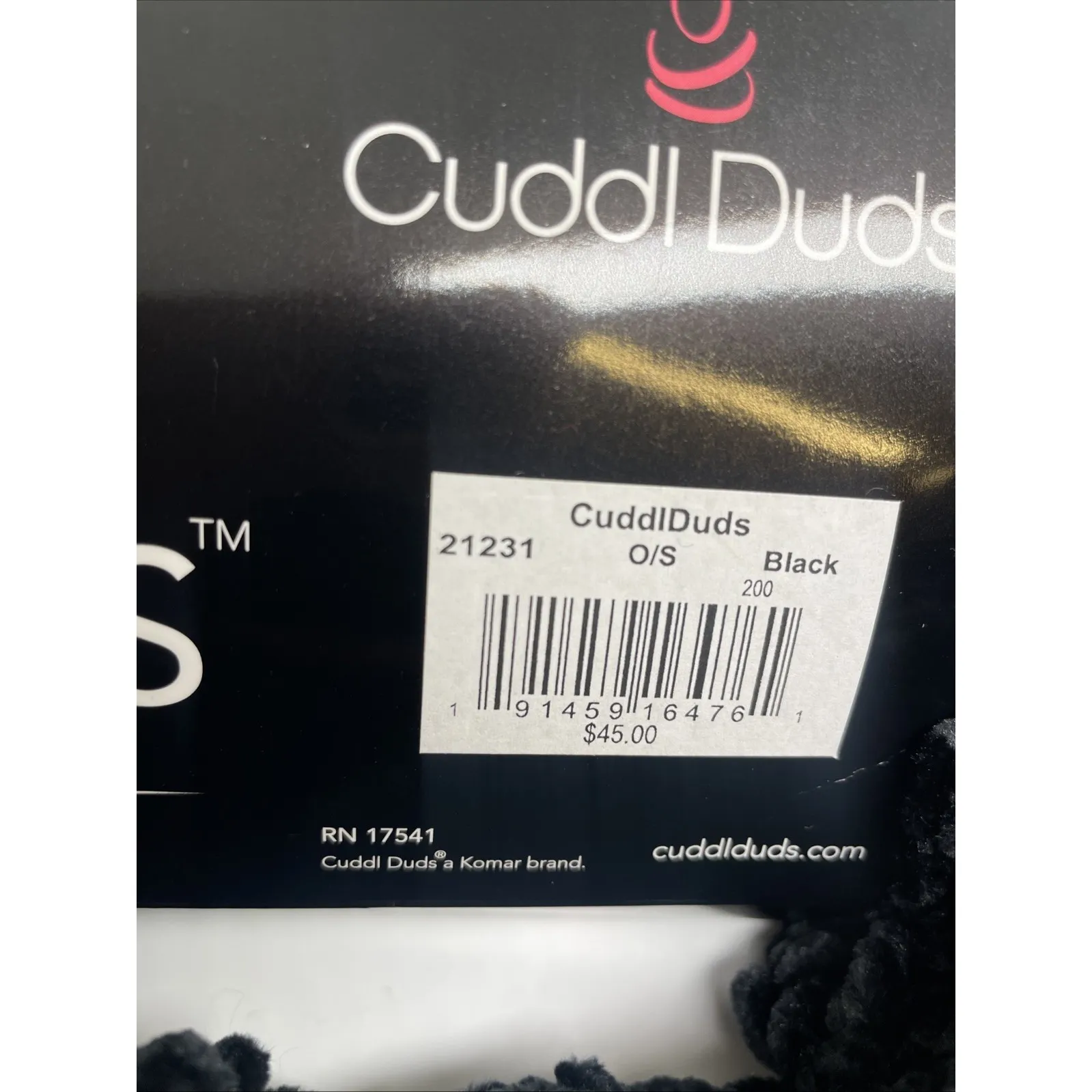 This is a Cuddl Duds black knit infinity scarf - Image 5