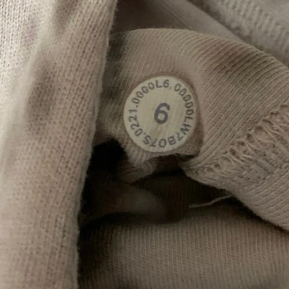 Lululemon Inner Glow Women's Brown Pink Marble Tie Dye Athletic Shorts Size 6 - Image 5