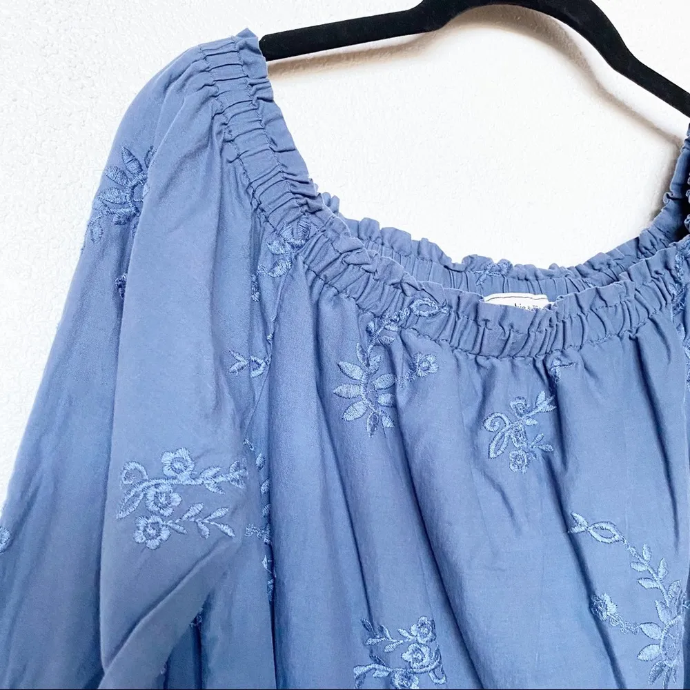 Abercrombie & Fitch Off the Shoulder Embroidered Floral Dress Size Medium - Image 3