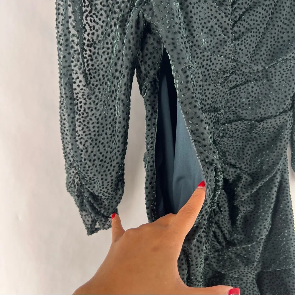 ASTR Sephra Forest Green Swiss‎ Dot Sweetheart Neck 3/4 Sleeve Ruched Mini Dress - Image 16