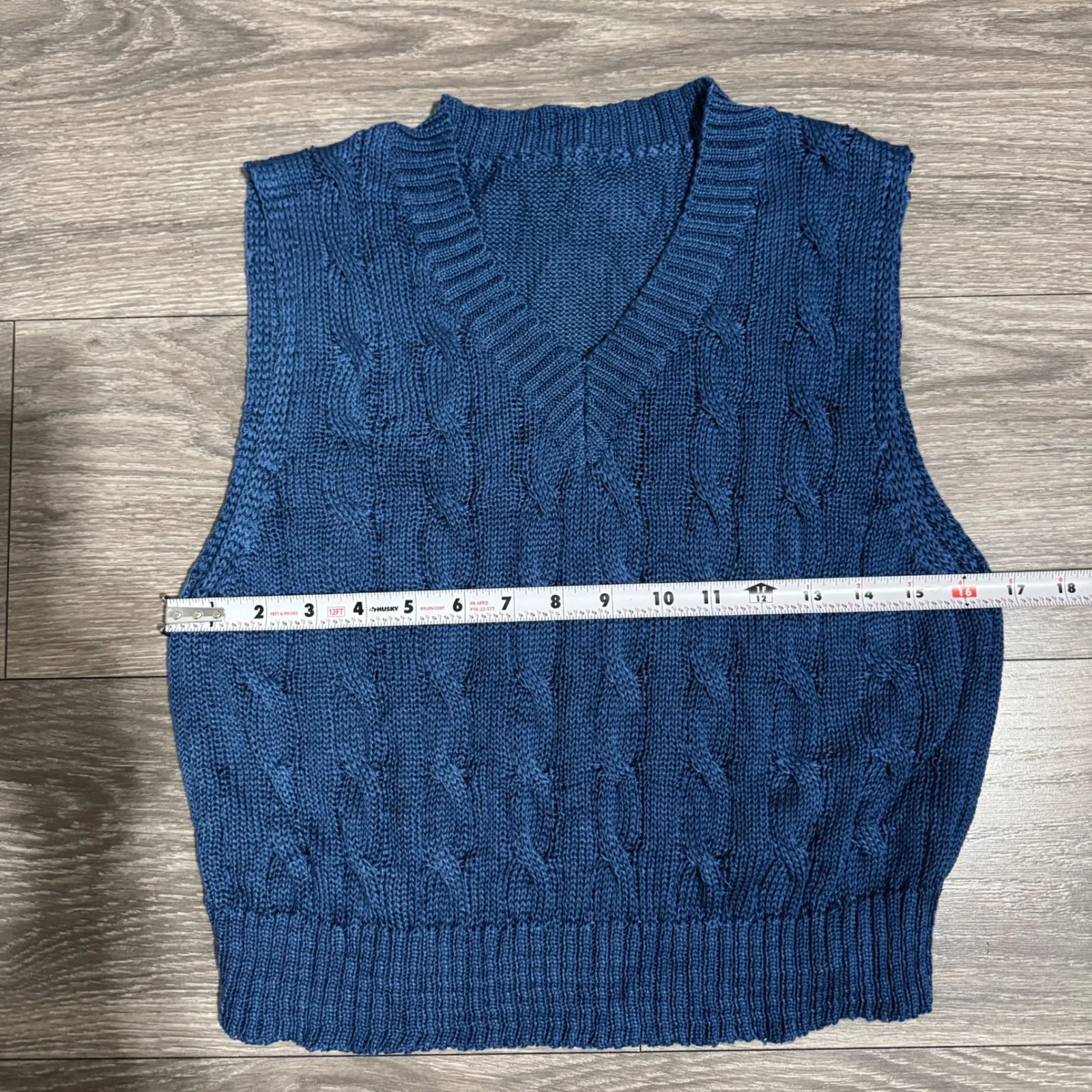 Blue Cable Knit V Neck Sleeveless Academia Old Money Vest Sweater Women's Small - Image 7