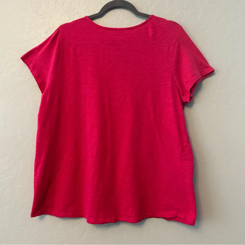 ⭐️Soft surroundings bright pink short sleeve vneck T-shirt with embroidery XL - Image 10