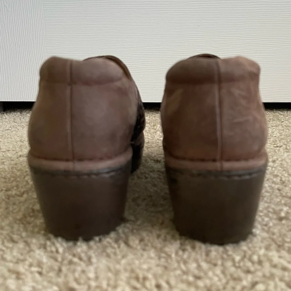 Ariat Tambour Nubuck Suede Leather Brown Gold Laser Cut Clogs - 7.5 - Image 5