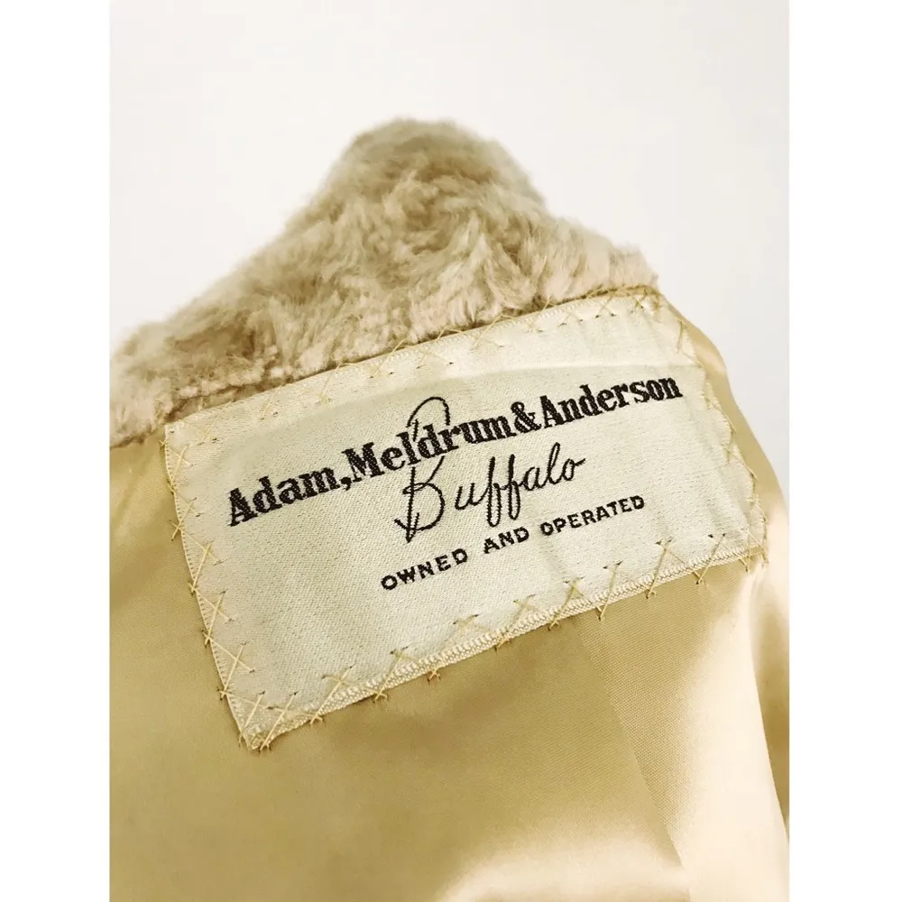 Vintage ‘60’s Genuine Fur Coat | Size S - Image 15