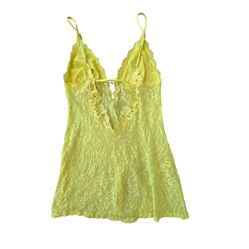 Victorias Secret Very Sexy Yellow Stretch Lace Nightie Chemise Medium Y2K Slip - Image 2