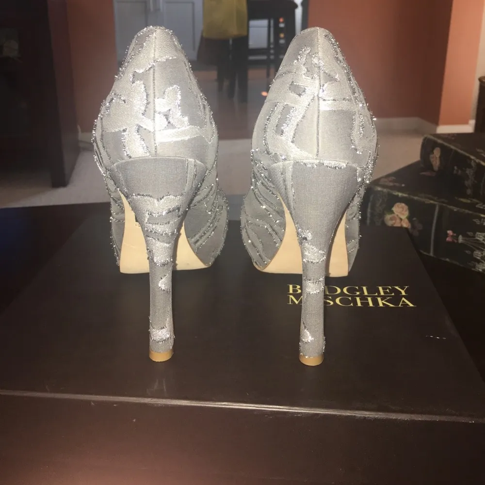 Badgley Mischka Platform pumps - Image 3