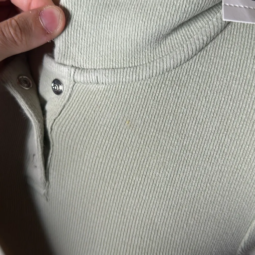 Shortsleeve Side Tie Collared Quarter Button Tee NWT - Image 7