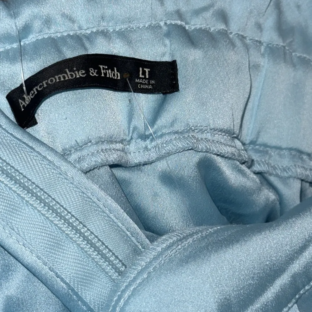 NWT Abercrombie & Fitch Plunge Pleated Satin Mini Dress Sky Blue LT - Image 7