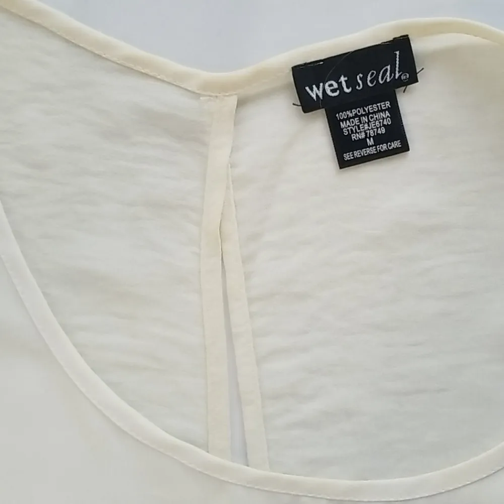 Elegant Cream White Tank Top - Image 4