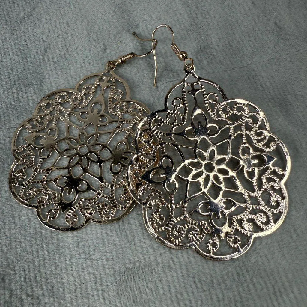 Floral Statement Dangle Earrings 2 Pair Pierced Hooks Silver & Gold - Image 13