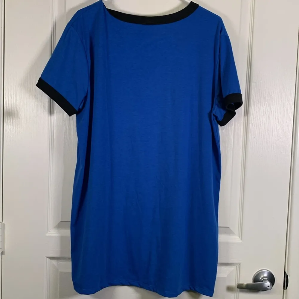 Lularoe Police Wife Blue Ringer Shirt Size 2XL EUC #2826 - Image 5