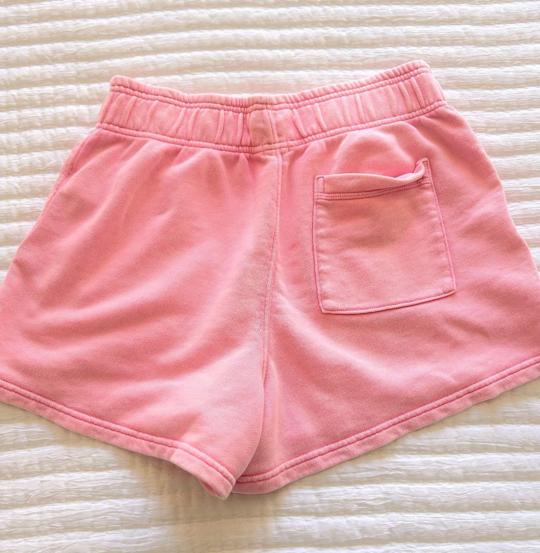 aerie pink sweatshorts size small - Image 2
