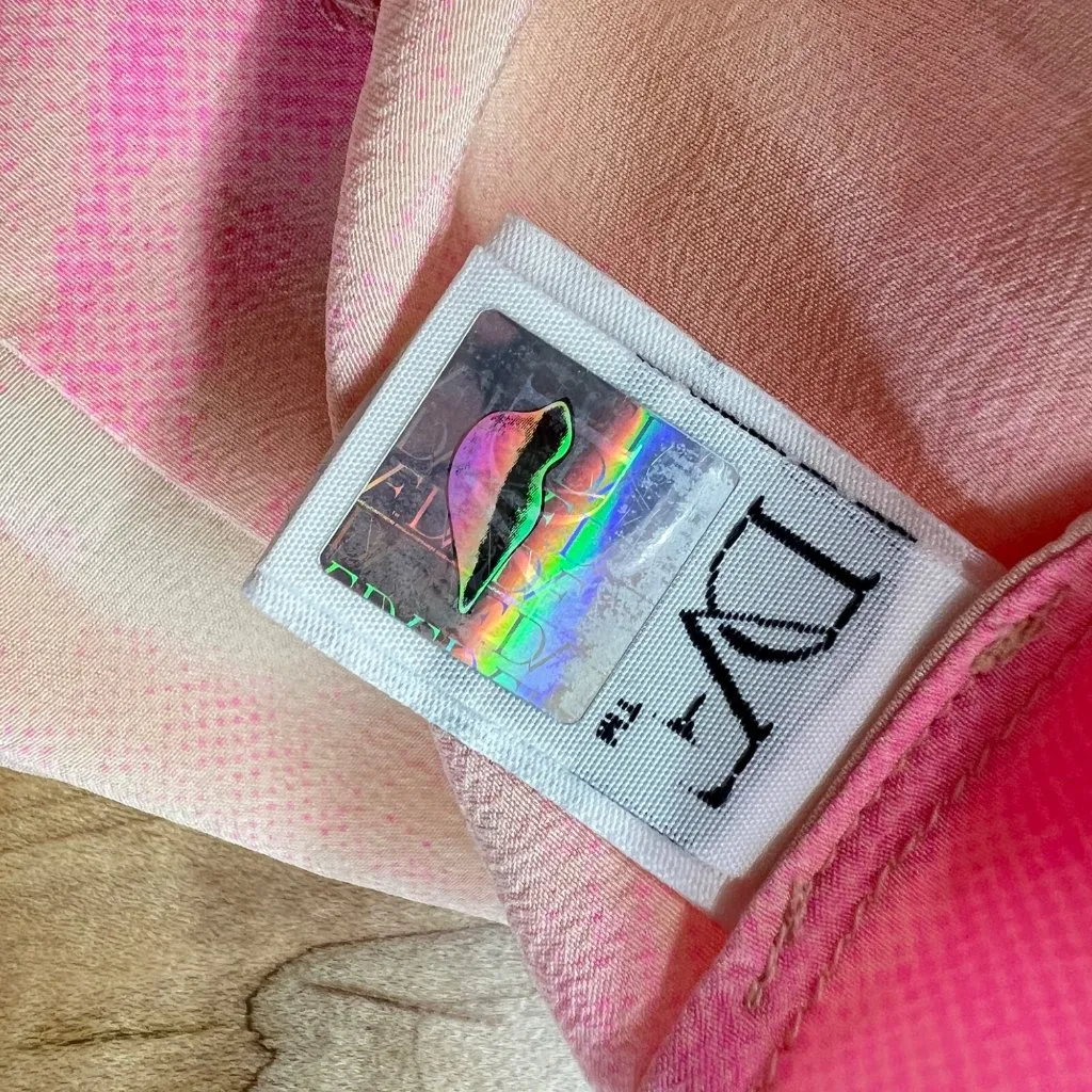 Diane Von Furstenberg Neon Spray Tie Dye 100% Silk Blouse Pink Peach Size 4 - Image 11
