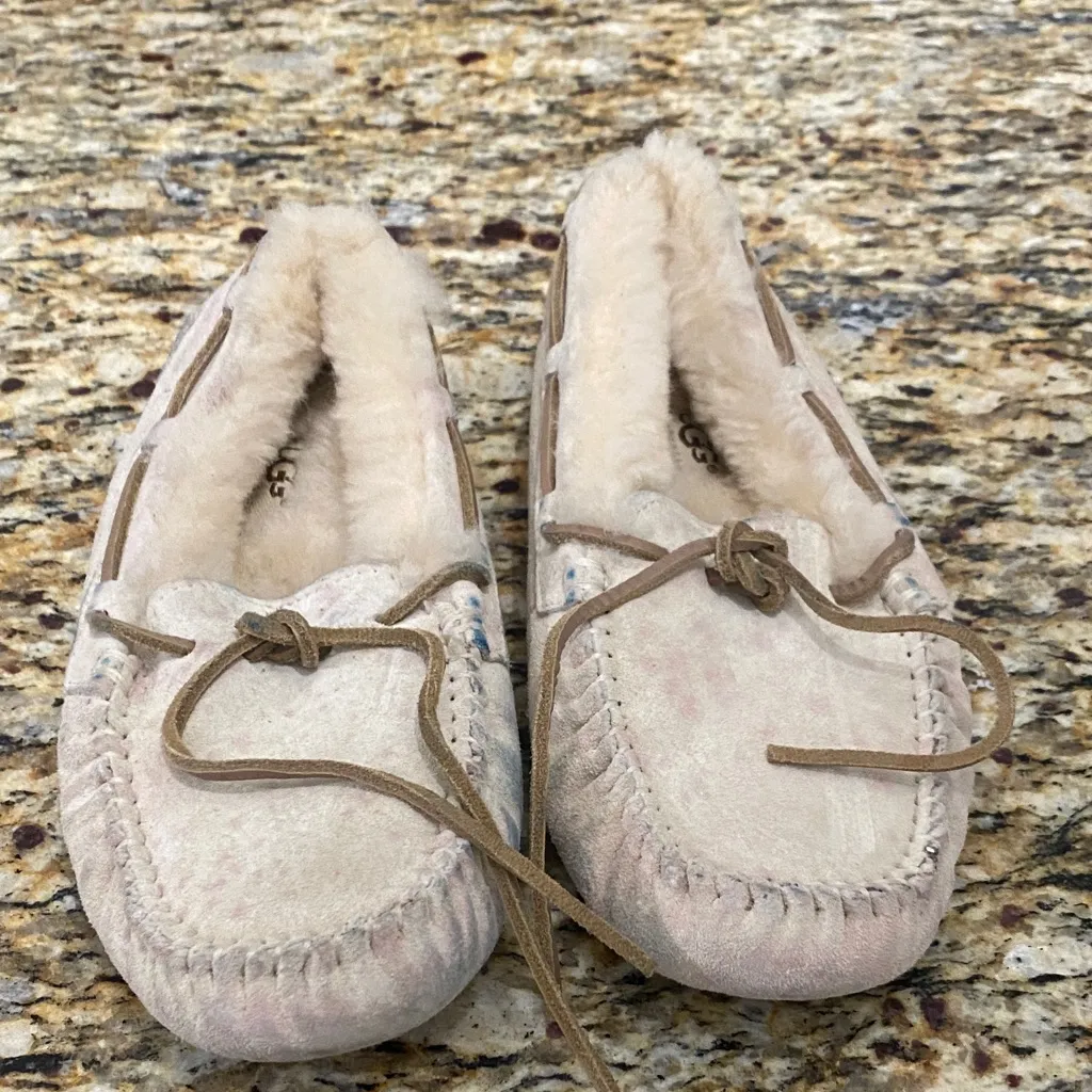 UGG  Women's Soft Beige Moccasins - Image 2