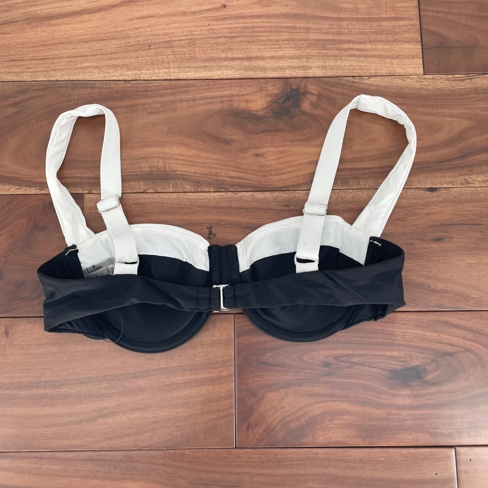 Lulus Oceanfront Energy Black Color Block Underwire Bikini Top Size M - Image 6