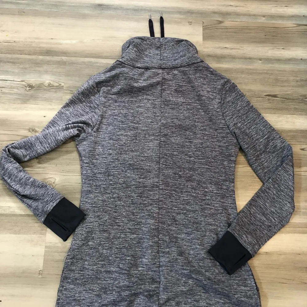 Apana Long Sleeve Shirt with pockets and thumb holes size medium, purplish grey - Image 2