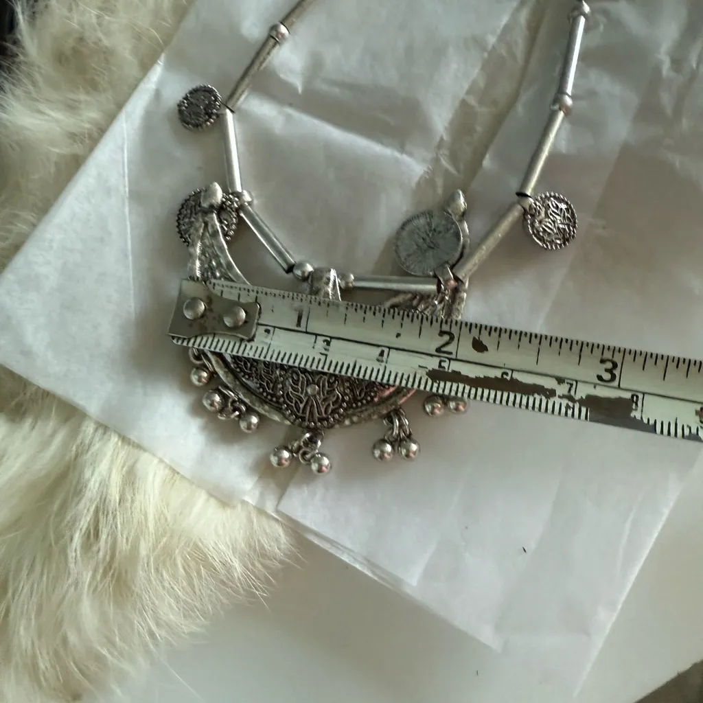 Avon Boho Wanderer Statement Necklace Silver - Image 2