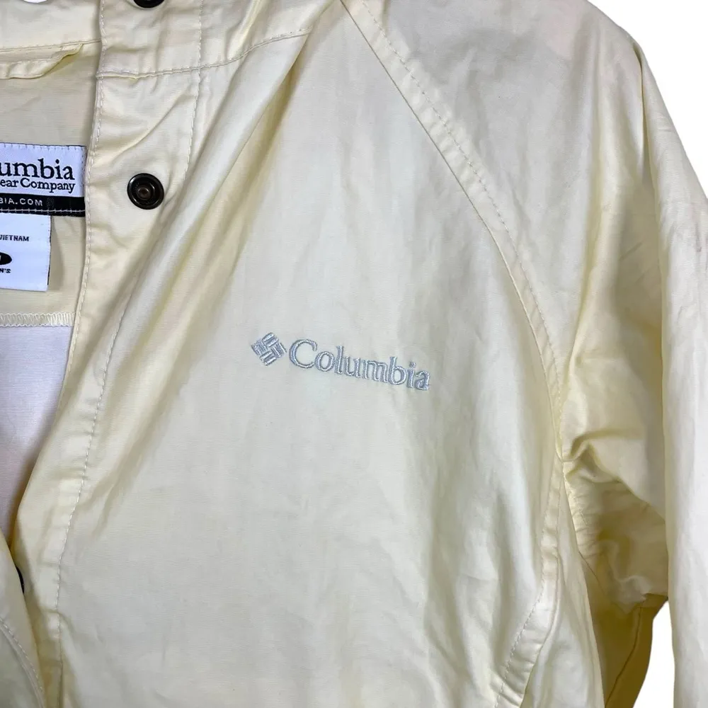 Vintage Columbia Women’s Hooded Long Rain Jacket in Pastel Yellow Size M - Image 4