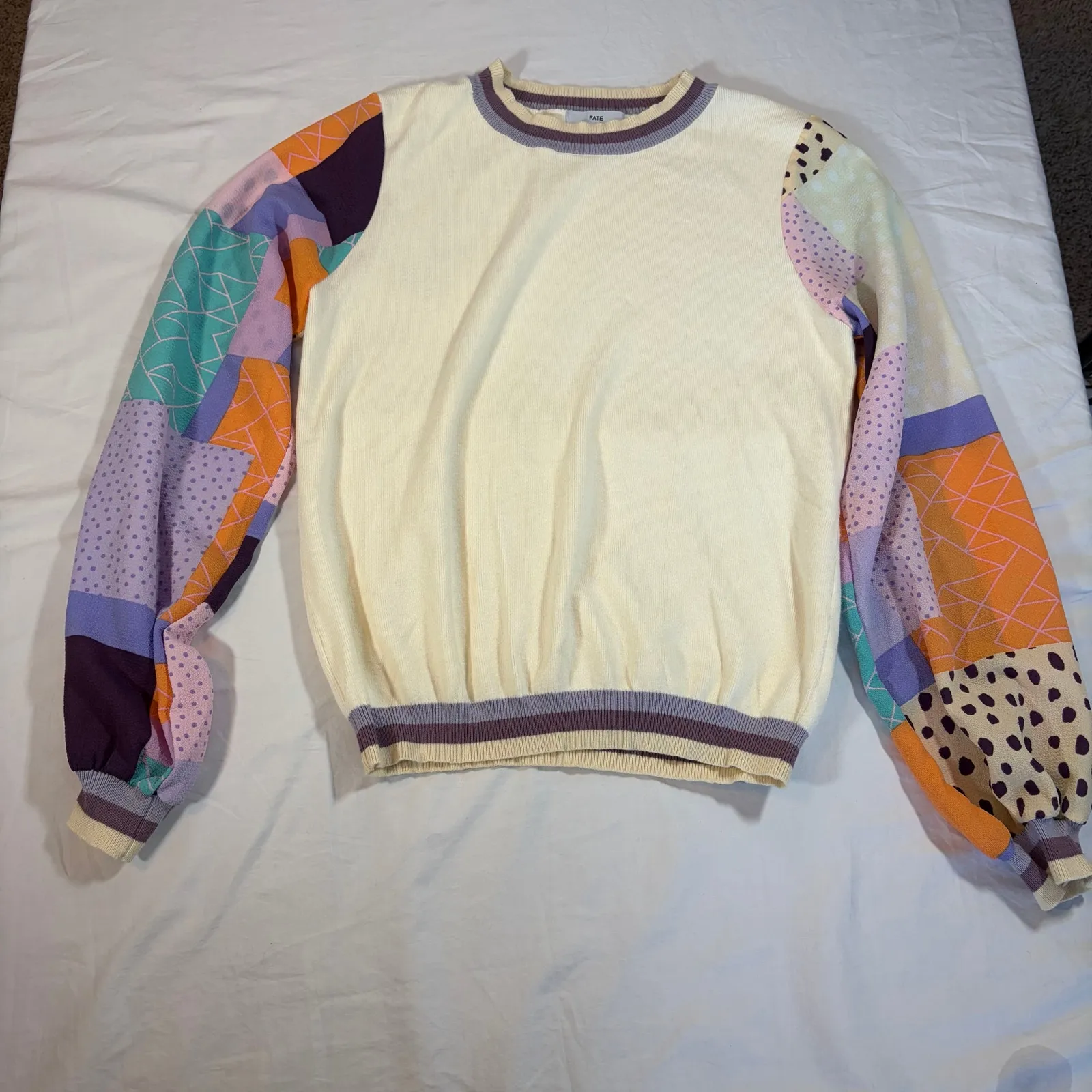 Anthropologie Fate womens cream sweater patterned sheer balloon sleeves. Size S - Image 4