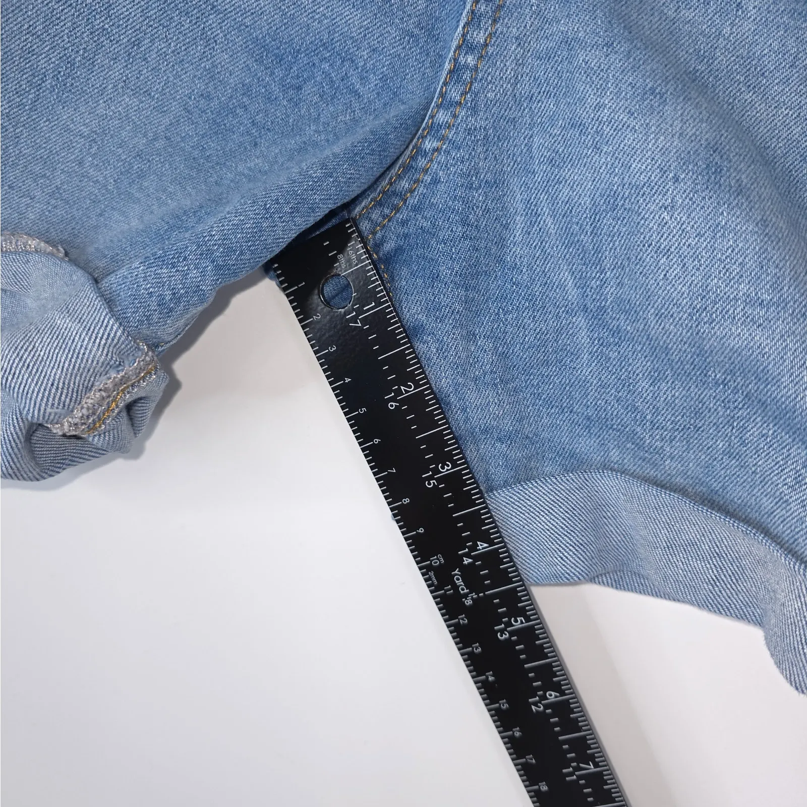 a.n.a A New Approach Shorts Womens 10 (30x5) High Rise Midi Short Button Fly Blue - Image 6