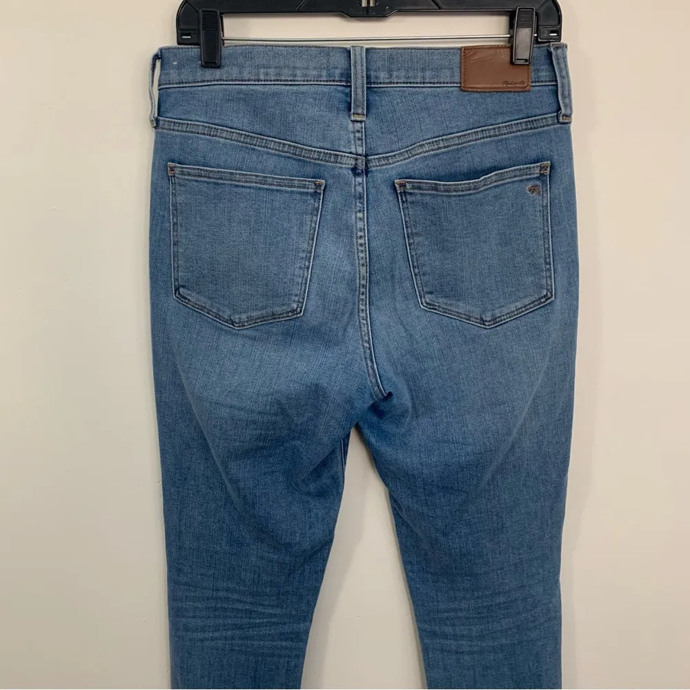 EUC  10” Roadtripper High Rise Skinny Slit Hem Jeans Size 27 - Image 8