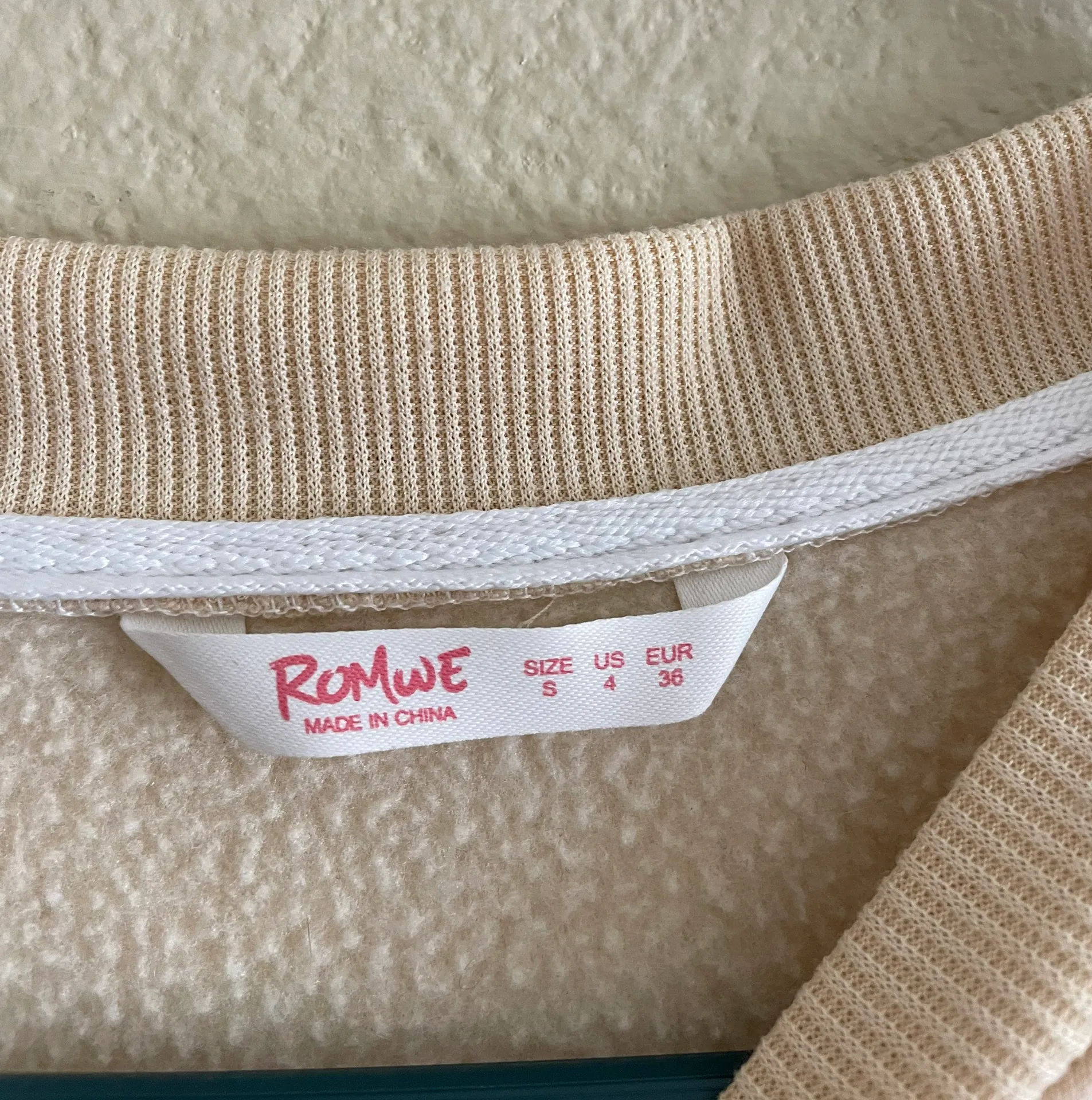 Romwe Vintage Cream Southsea Crewneck  - Image 5