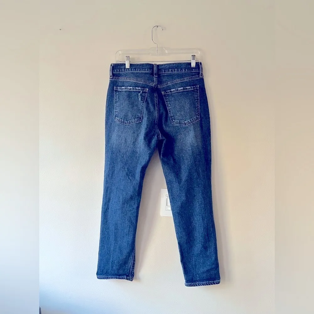 Old Navy Medium Wash Mid Rise Boyfriend Distressed Straight Leg Jeans Size 6 - Image 5