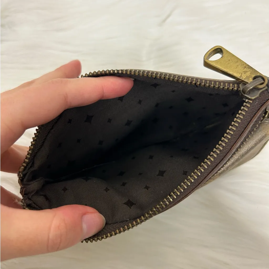 Fossil Double Zip Leather Wallet - Image 8