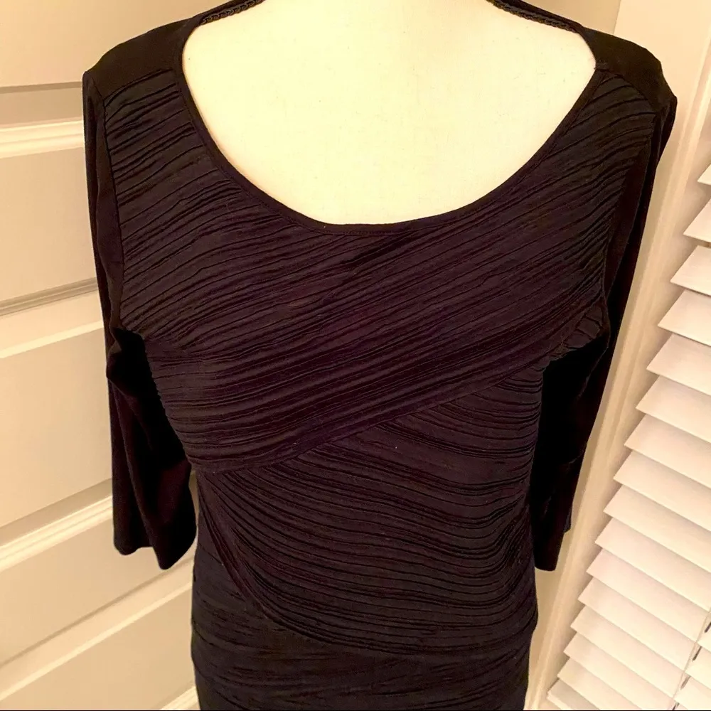 Ann Taylor||. Black long sleeve top - Image 2