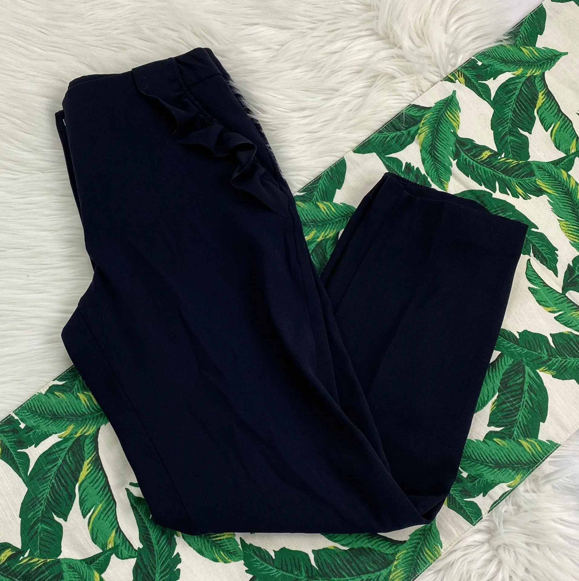 Ruffle Pocket Crop Trousers 558 - Image 3