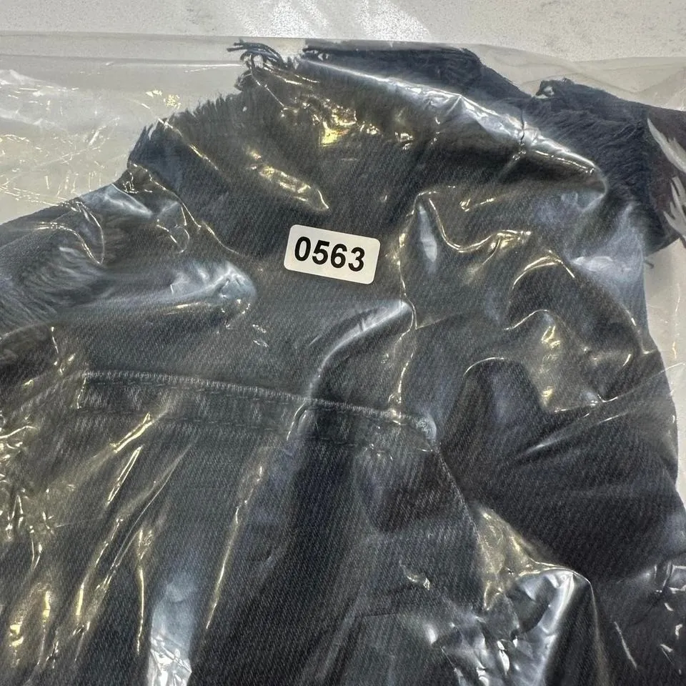 NWT Forever 21 Jean Shorts 29 Womens Black Raw Hem Distressed Floral Scarf Belt - Image 8