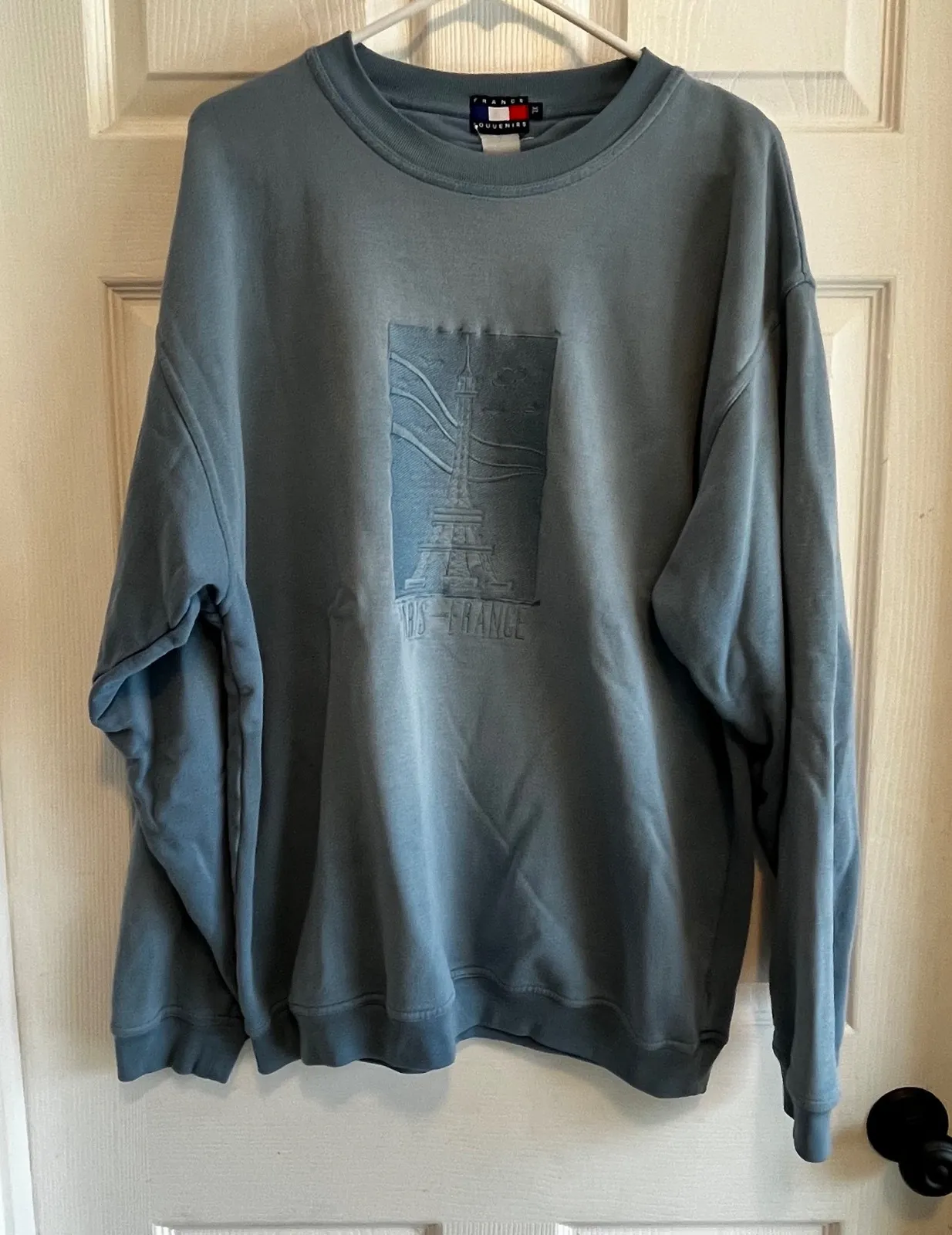 France Souvenirs Paris Eiffel Tower Graphic Sweatshirt Womens Size XL Blue - Image 1