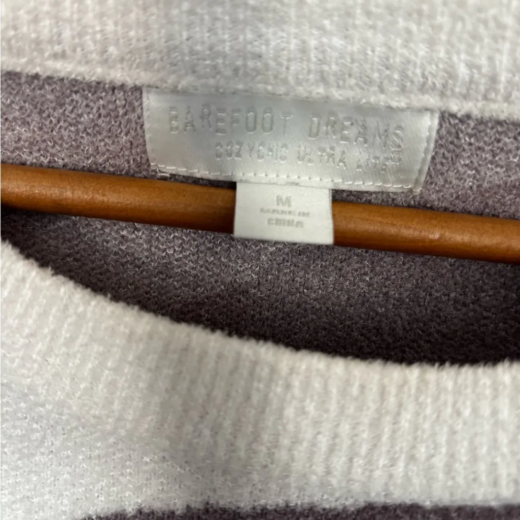 Barefoot Dreams Ombré Zebra Print Sweater Purple Lilac Size M - Image 9