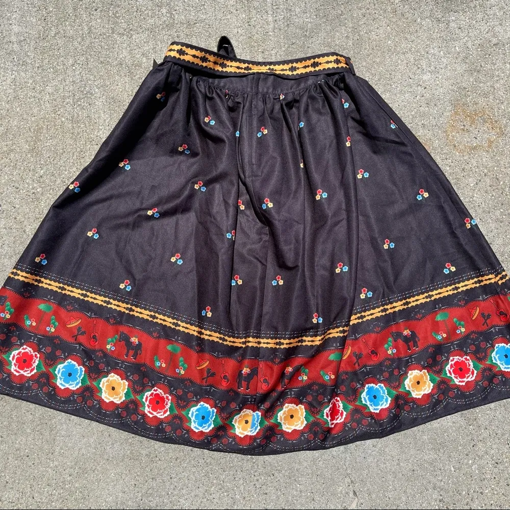 Voodoo Vixen Charlotte Border Print Skirt Size M - Image 4