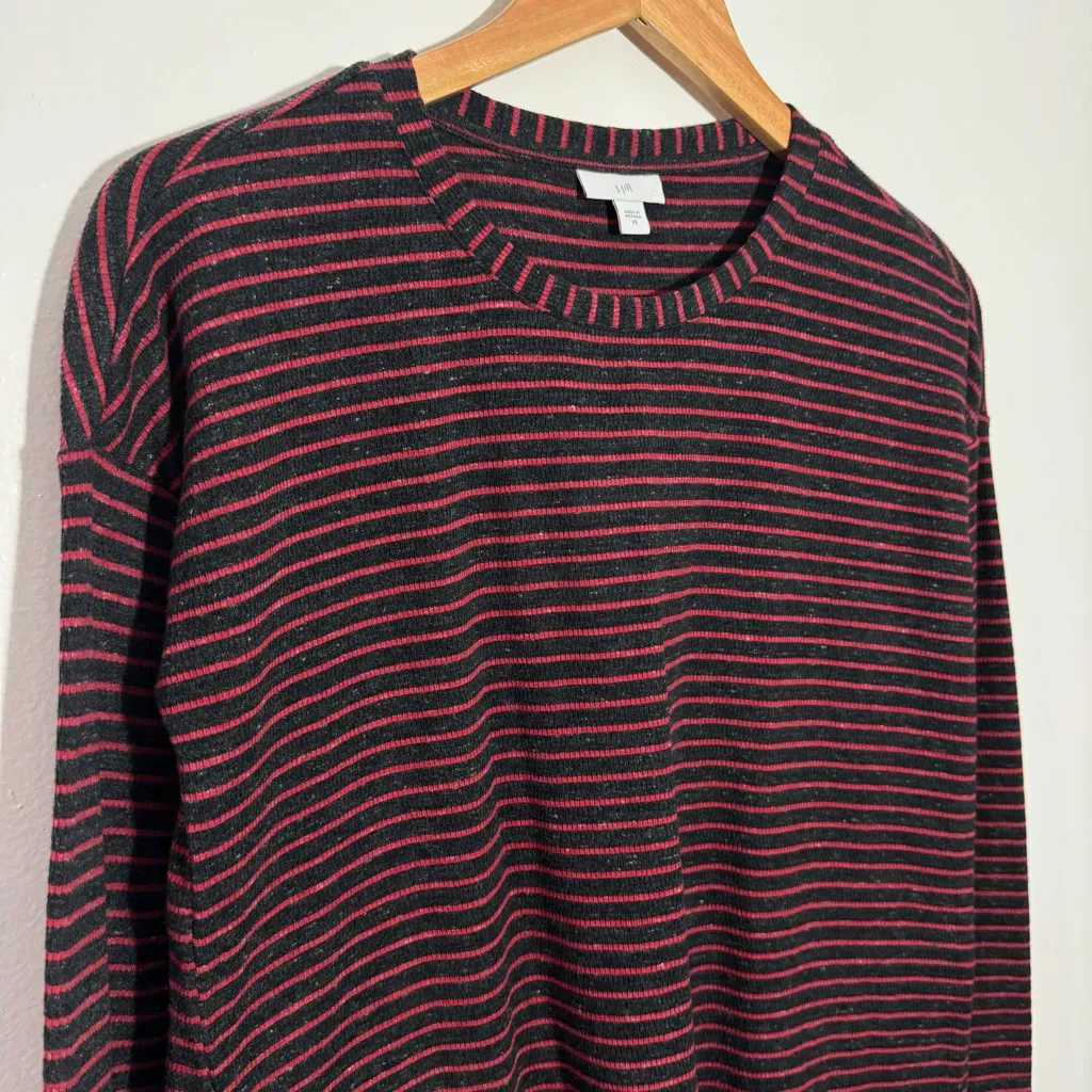 New J. Jill Fleece Striped Dark Gray & Red Long Sleeves Size XS - Image 3