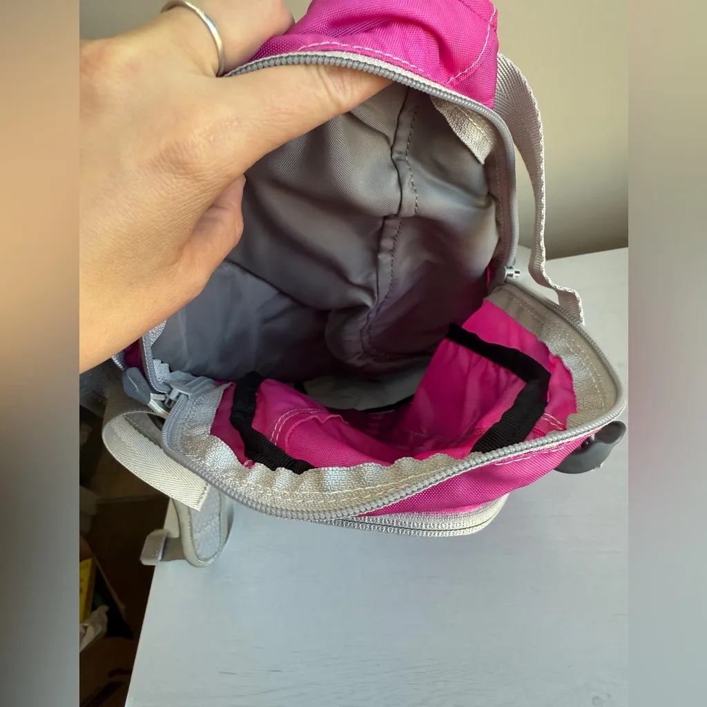 Pink Gray Camelbak Mini MULE Hydration Backpack No Bladder! 1.5 L Outdoor Hiking - Image 7