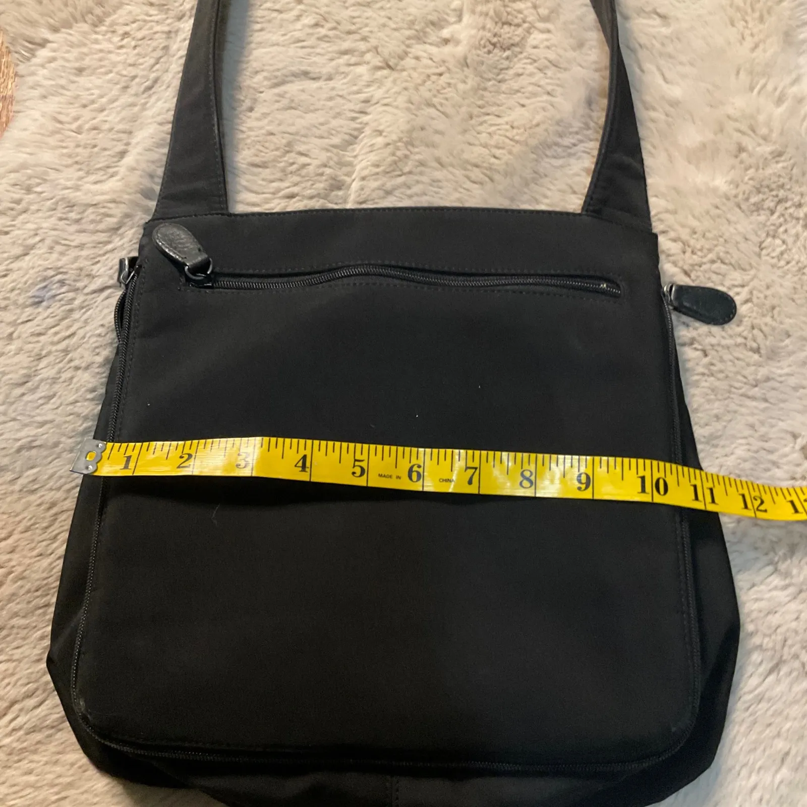 Hobo International Black Crossbody Shoulder Bag Travel Nylon - Image 2