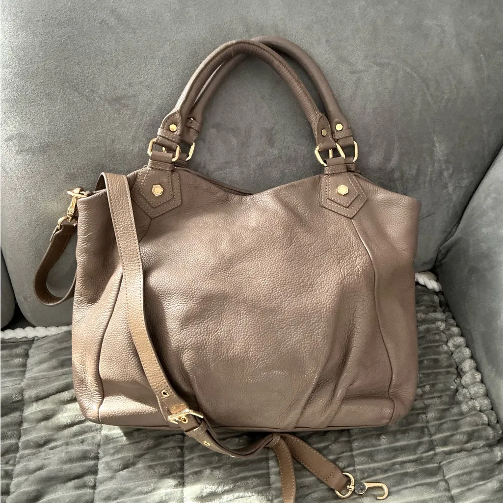 MARC BY MARC JACOBS Practical  LEATHER bag 🌷 - Image 2