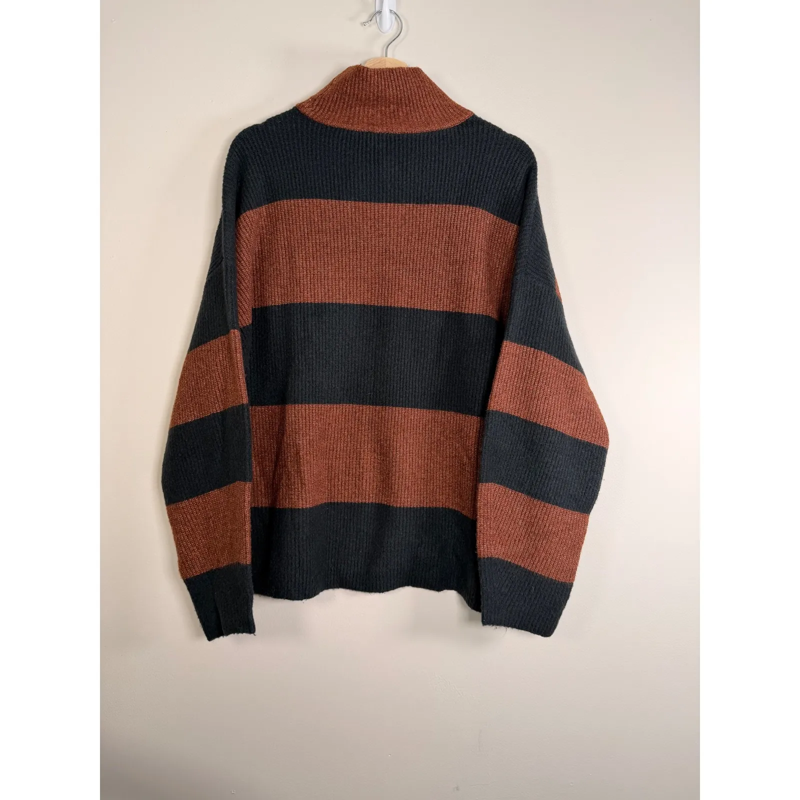 Abercrombie Fitch Striped Mock Neck Sweater Oversized Women XL Brown Black rugby - Image 4