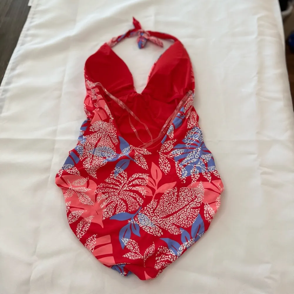 Red Carter One‎ Piece Tropical Leaf Design Size Medium - Image 5