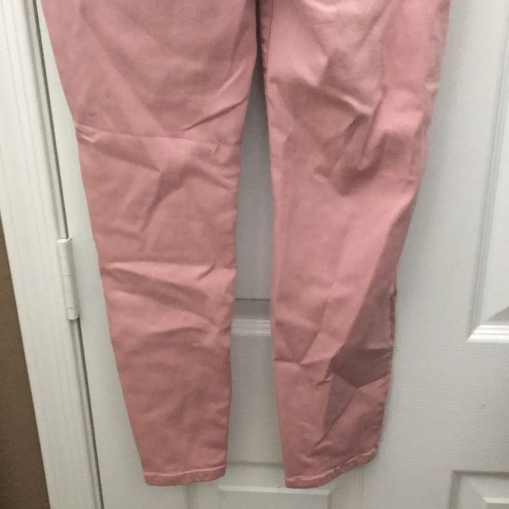 FINAL MARKDOWN Buffalo David Bitton Aubrey capris 8/29 - Image 9